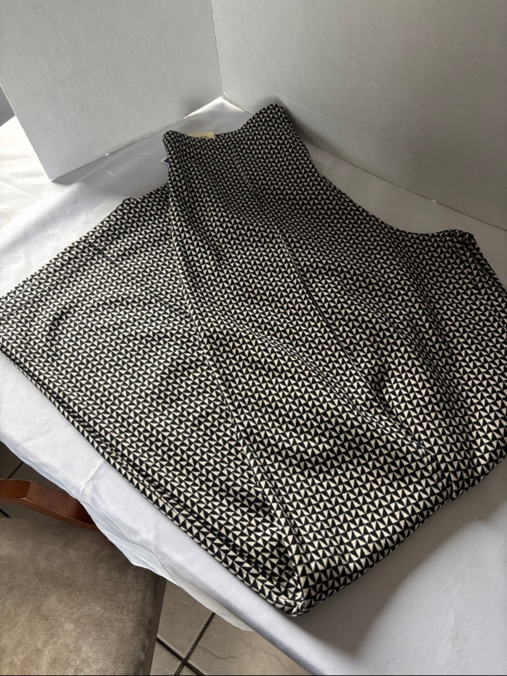 Max Studio Black and White Geometric Maxi Skirt